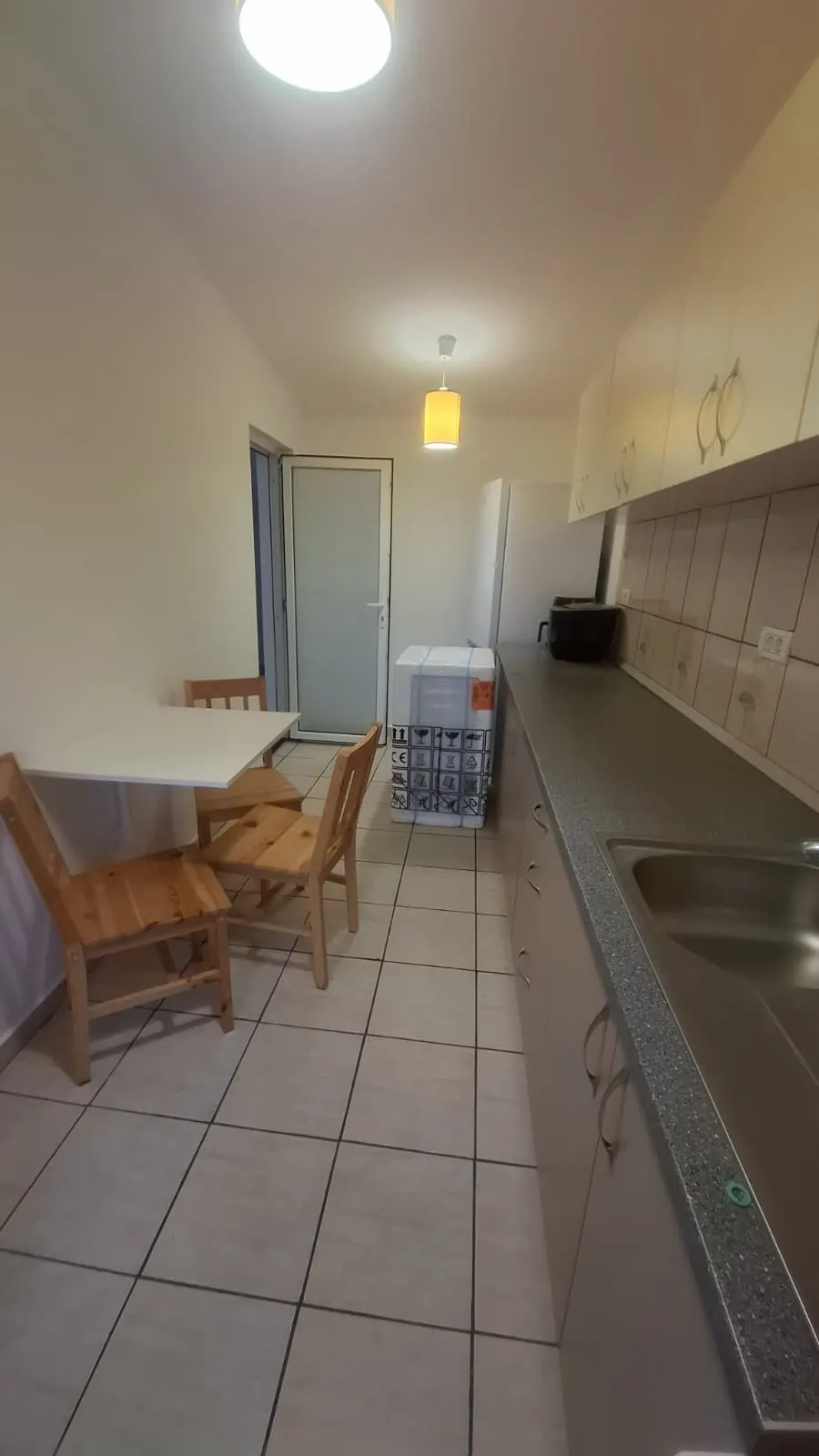 Apartament cu 2 camere de închiriat în vilă – Tunari, fotografia 4