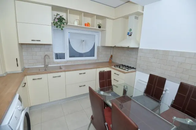 Apartament cu 3 camere de vânzare în Otopeni, Strada 23 August, fotografia 5