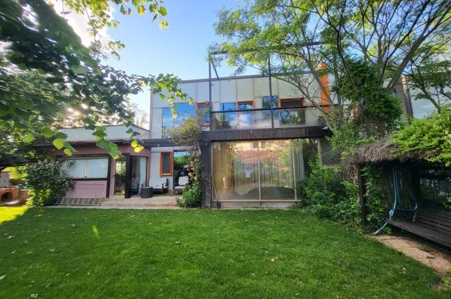 Casa p+1 în Baloțești Tip Duplex– Lângă Pădure, Teren 650 Mp, Livadă, Cramă, Beci și Curte Amenajată, fotografia 2