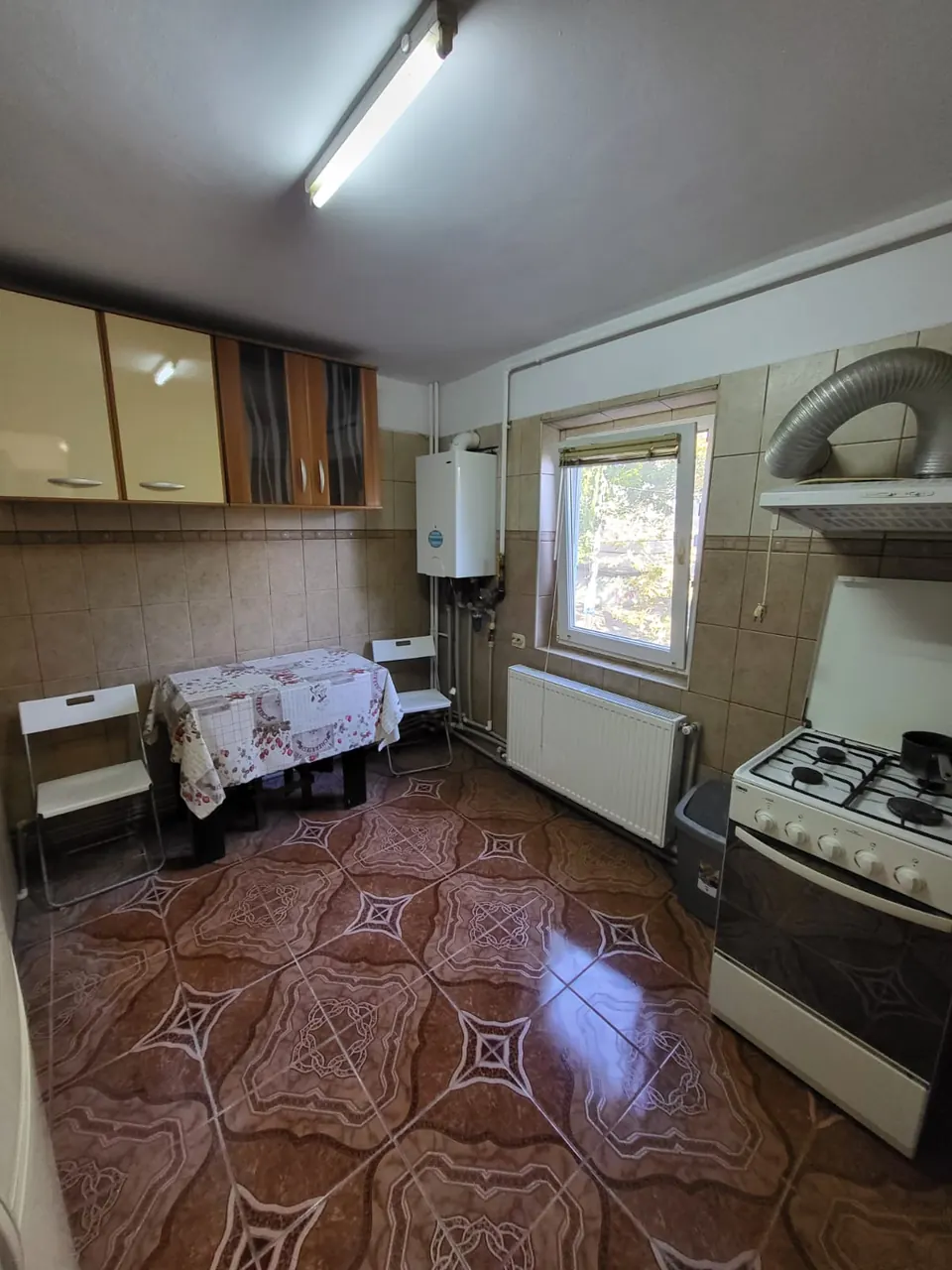 Studio de închiriat în Otopeni – Strada Argeș, etajul 1, fotografia 2