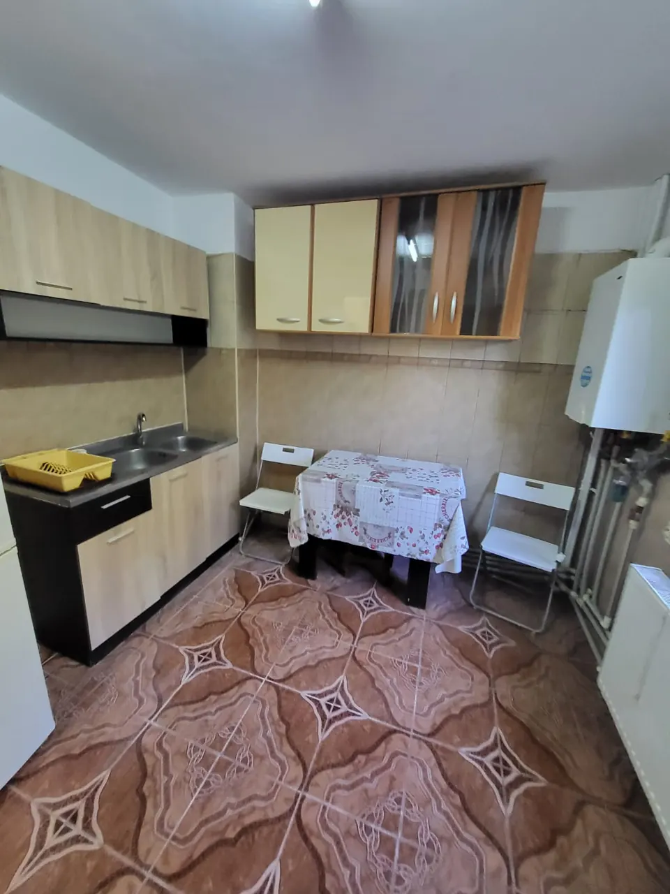 Studio de închiriat în Otopeni – Strada Argeș, etajul 1, fotografia 1