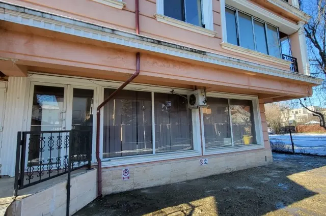 Oportunitate excelentă de investiție – Apartament 2 camere/pretabil si pentru spatiu comercial, Otopeni, fotografia 2