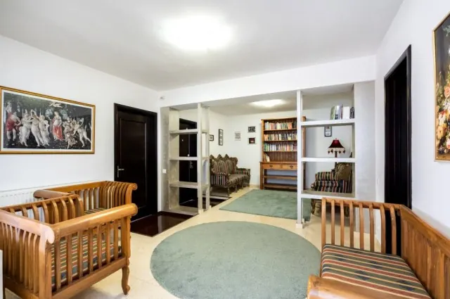 Penthouse de Vis în Otopeni – O Oază de Eleganță și Rafinament, fotografia 3
