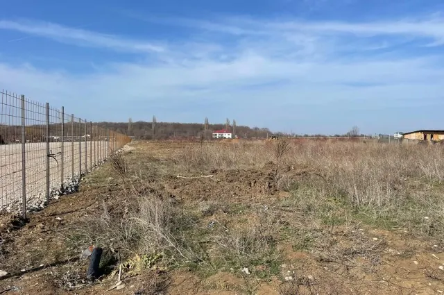 Teren de vânzare în Balotești – Strada Drumul Gării Balotești cu deschidere generoasă de 75 ml., fotografia 2